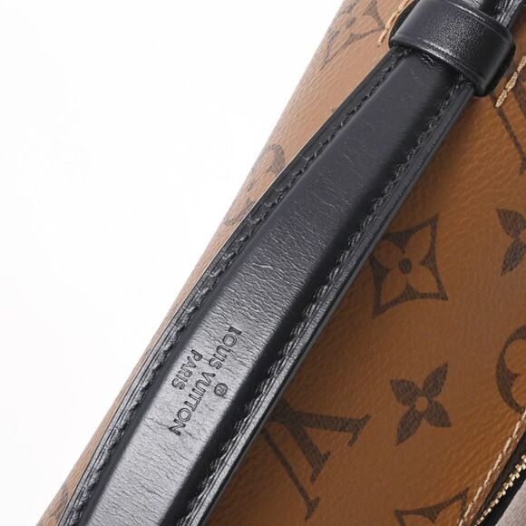 Louis Vuitton Monogram Pochette Metis MM 2way Canvas Handbag - Picture 7 of 12